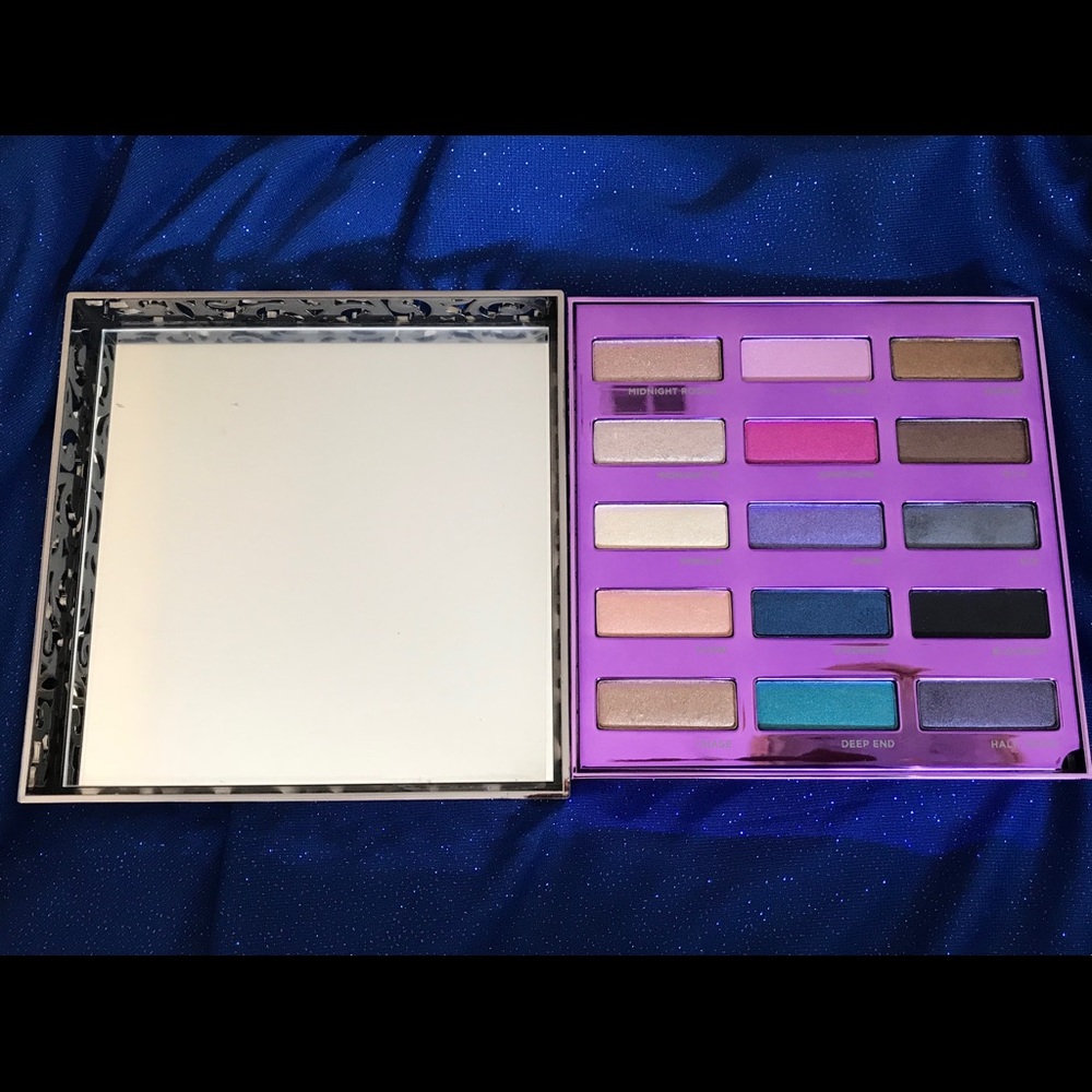 Urban Decay 15th Anniversary Eyeshadow Palette